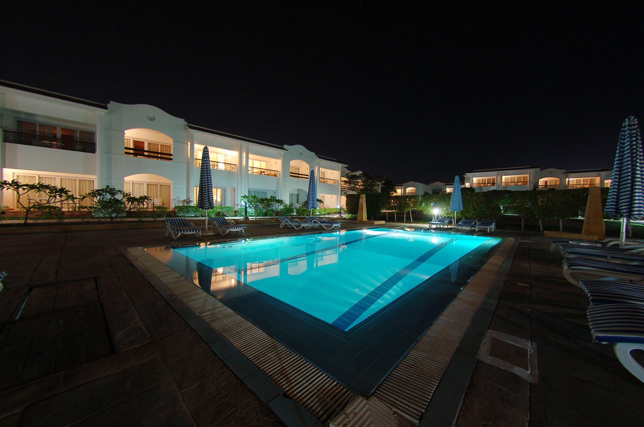 Jaz Sharm Dreams Hotel Ngoại thất bức ảnh The swimming pool at the hotel