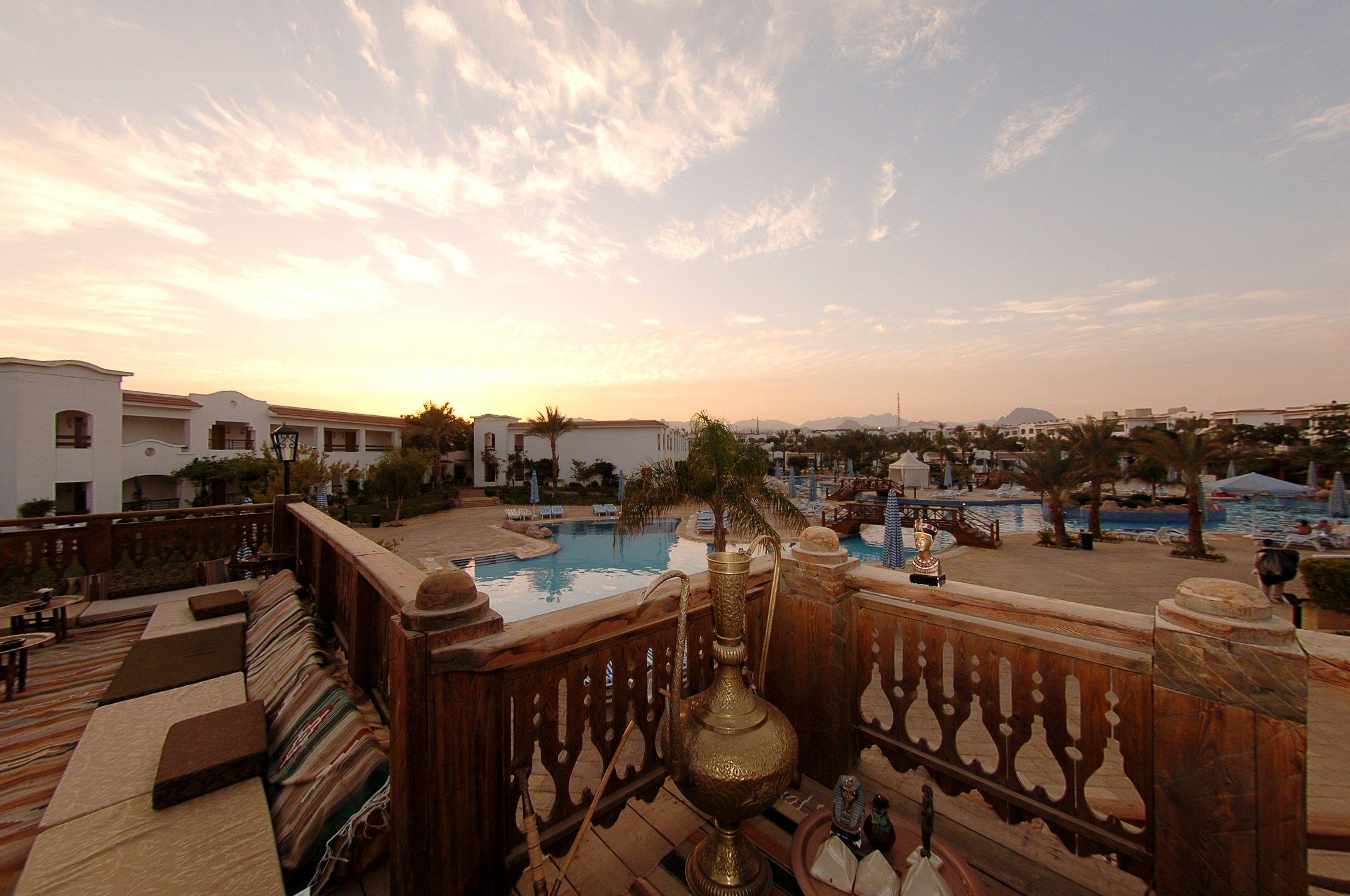 Jaz Sharm Dreams Hotel Ngoại thất bức ảnh Sunset at the resort